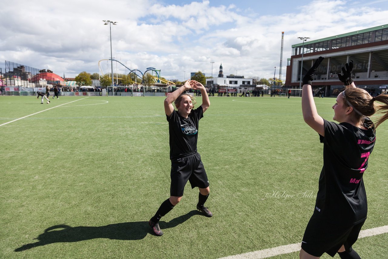 Bild 124 - B-Juniorinnen St.Pauli - C-Juniorinnen SV Steinhorst : Ergebnis: 1:2